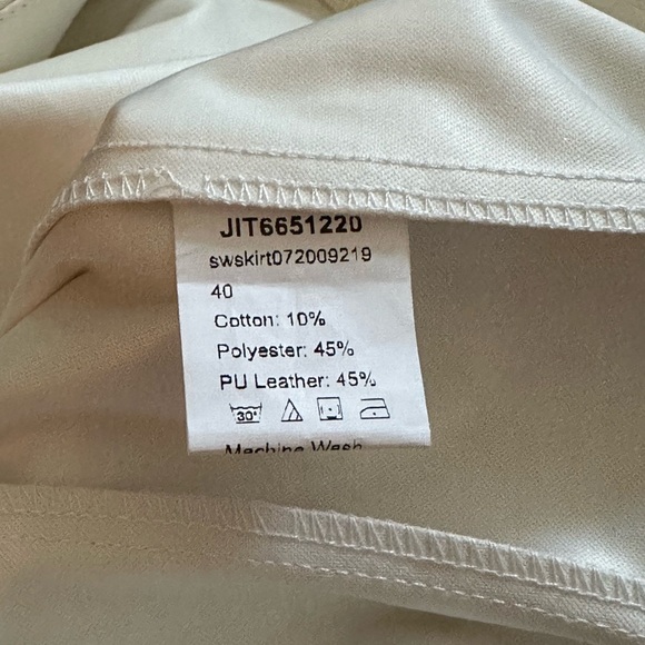 Shein Side Zip Monochrome White Snakeskin Pattern Miniskirt Size S - Picture 4 of 7